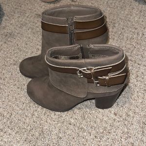Heeled booties
